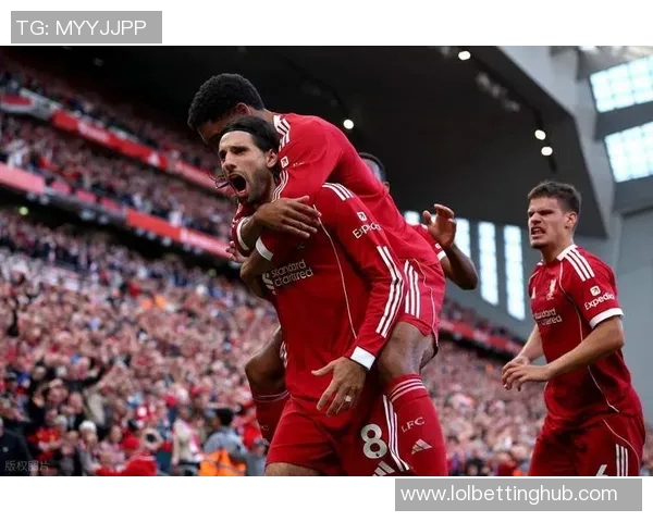 德甲激战：利物浦逆转阿森纳全场沸腾瞬间引发热议