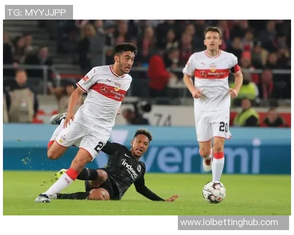 欧联杯精彩对决多特蒙德大胜曼联帽子戏法点燃全场激情