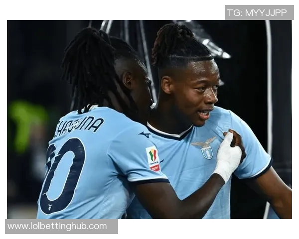 那不勒斯惊艳逆袭曼城国王杯帽子戏法点燃全场激情