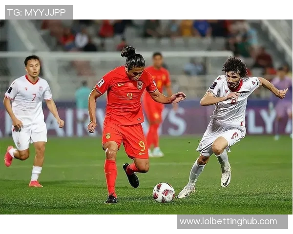 足总杯精彩对决莱比锡3-0战胜那不勒斯争议判罚引发全场热议