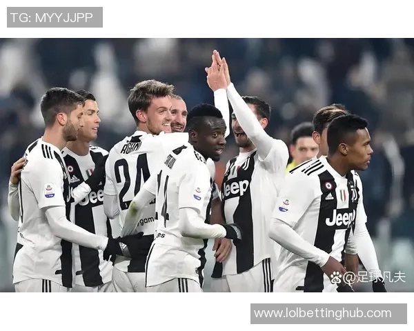 世界杯激战那不勒斯与热刺0比0平局绝杀瞬间引发全场热烈反响数据分析